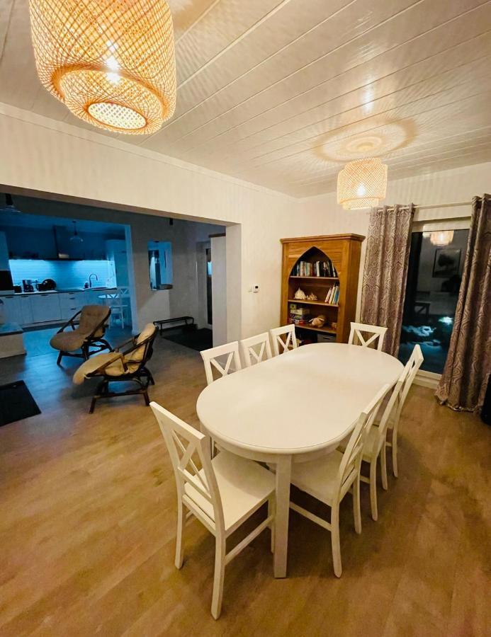 Dom Ogrodem Otulony Villa Bakalarzewo Buitenkant foto