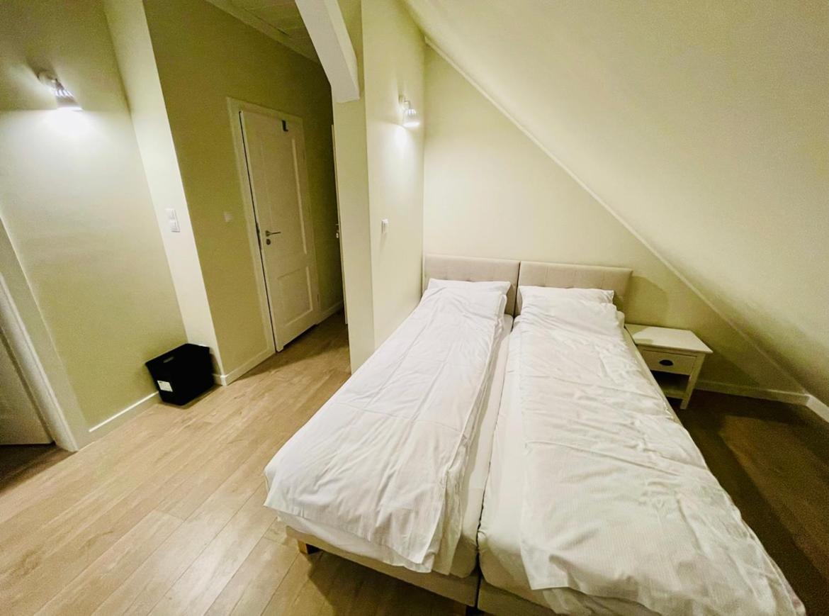 Dom Ogrodem Otulony Villa Bakalarzewo Buitenkant foto